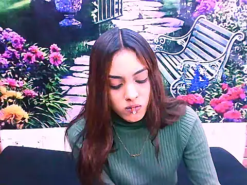 Snapshot of IndianPretty14u2Luv chatting on 03-10-26, 05:12 IndianPretty14u2Luv online show from 03-10-26, 05:12