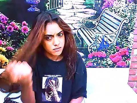 Snapshot of IndianPretty14u2Luv chatting on 04-02-26, 06:27 IndianPretty14u2Luv online show from 04-02-26, 06:27