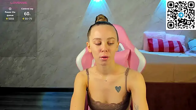 Tesssa Young online show from 02-07-26, 12:58