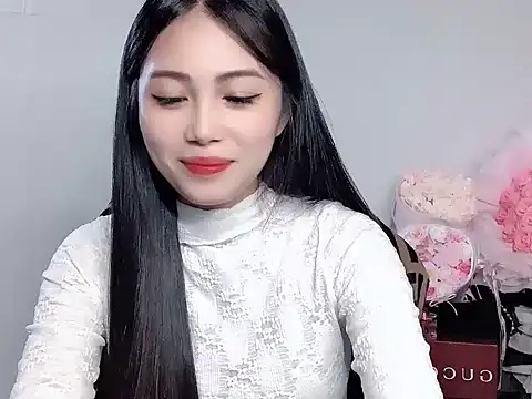 Thuy79 online show from 03-08-26, 04:11