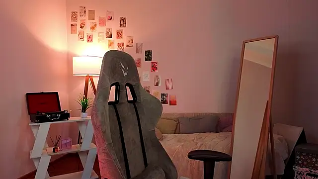 Snapshot of nexorine chatting on 02-06-26, 11:46 nexorine online show from 02-06-26, 11:46