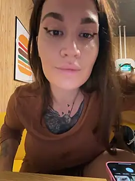 Snapshot of TattooGirlAlia chatting on 11-22-25, 08:08 TattooGirlAlia online show from 11-22-25, 08:08