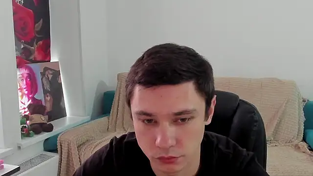 Snapshot of Alexmansuper chatting on 02-19-26, 12:56 Alexmansuper online show from 02-19-26, 12:56