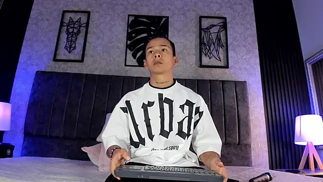 Snapshot of bliinkii_and_luka_ chatting on 02-05-26, 03:16 bliinkii and luka online show from 02-05-26, 03:16