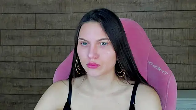 Snapshot of AliceVersal chatting on 02-27-26, 05:40 AliceVersal online show from 02-27-26, 05:40