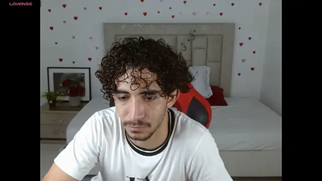 Caius fox online show from 03-22-26, 11:24