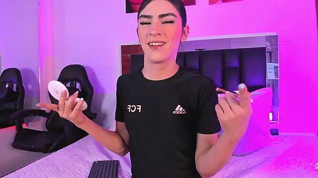 Isabella Moon9 online show from 03-31-26, 12:05