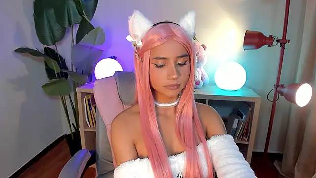 Snapshot of Lia_flor chatting on 02-16-26, 03:46 Lia flor online show from 02-16-26, 03:46