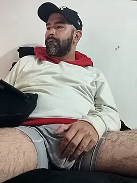 Snapshot of hairyandbigmann chatting on 02-03-26, 11:48 hairyandbigmann online show from 02-03-26, 11:48