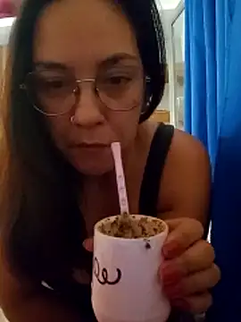 kuramaqueen online show from 02-10-26, 06:39