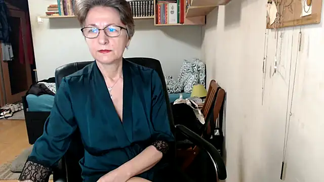 katemodel online show from 09-22-25, 06:26