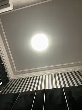 Snapshot of VyxenLissa chatting on 03-22-26, 10:02 VyxenLissa online show from 03-22-26, 10:02