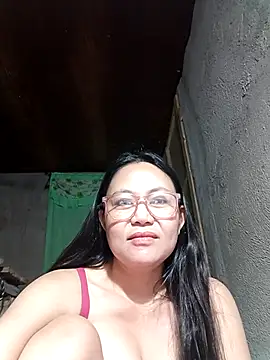 Snapshot of hotpinay_45 chatting on 02-14-26, 08:27 hotpinay 45 online show from 02-14-26, 08:27