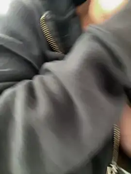 Snapshot of Sara0202 chatting on 02-12-26, 10:21 Sara0202 online show from 02-12-26, 10:21