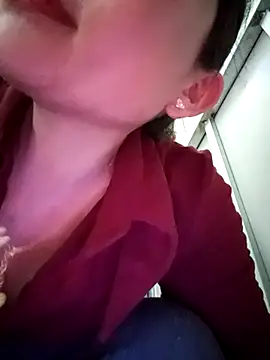 Snapshot of Ana-love2026 chatting on 02-12-26, 04:07 Ana-love2026 online show from 02-12-26, 04:07