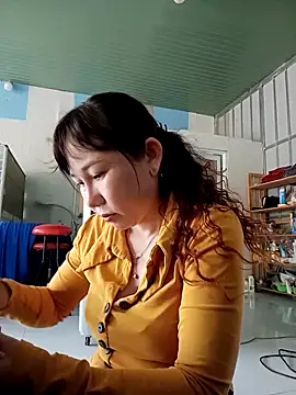 Snapshot of Ana-love2026 chatting on 02-16-26, 01:02 Ana-love2026 online show from 02-16-26, 01:02