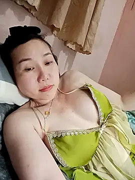 Snapshot of Ana-love2026 chatting on 02-28-26, 01:45 Ana-love2026 online show from 02-28-26, 01:45