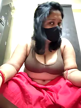 Curvy Trisha online show from 03-01-26, 11:45