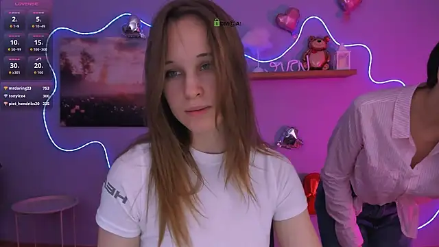 eira mouse online show from 02-18-26, 05:09