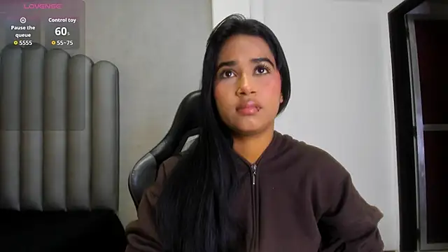 Snapshot of Shirleytaylor- chatting on 02-19-26, 11:50 Shirleytaylor- online show from 02-19-26, 11:50