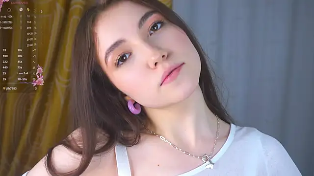 Snapshot of CarlaSpiva chatting on 02-11-26, 09:31 CarlaSpiva online show from 02-11-26, 09:31