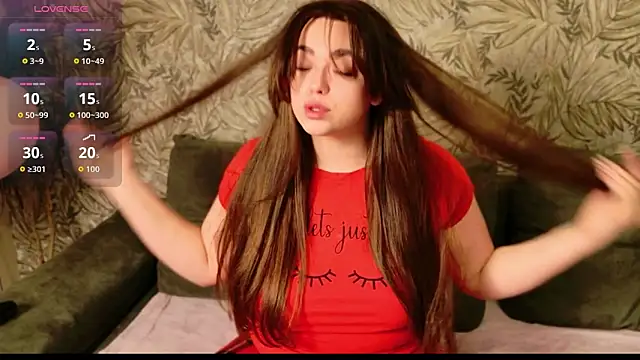 Snapshot of AliraX chatting on 02-28-26, 07:15 AliraX online show from 02-28-26, 07:15