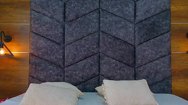 Snapshot of AnnieRouse__ chatting on 02-07-26, 11:47 AnnieRouse online show from 02-07-26, 11:47