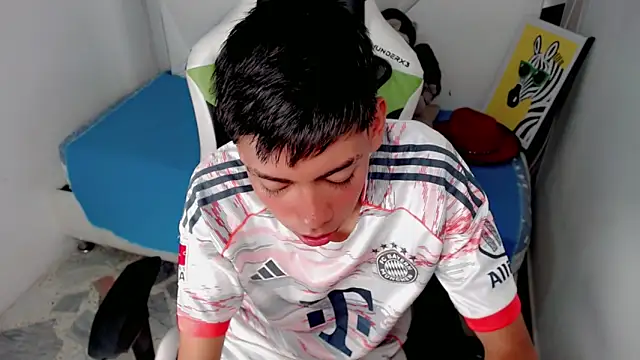 Liarr  online show from 02-06-26, 08:01