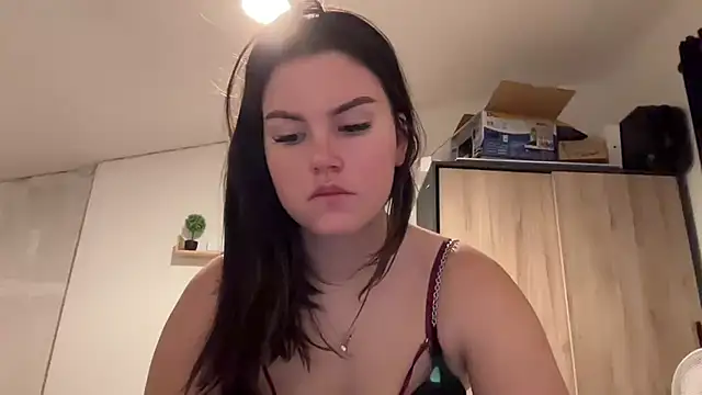 kiaraaaa75 online show from 02-15-26, 08:38