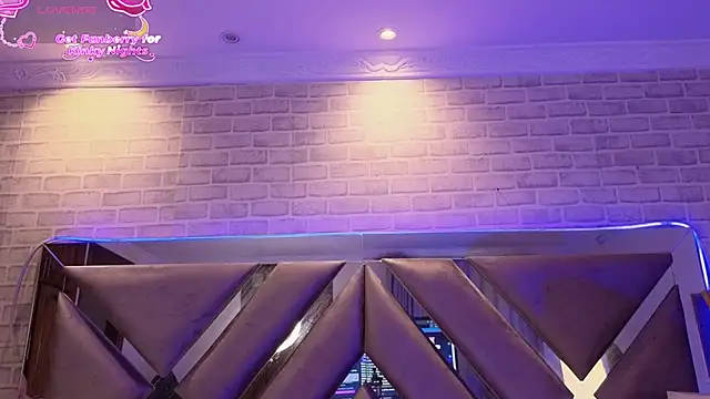 Snapshot of HarperrWest chatting on 02-11-26, 08:25 HarperrWest online show from 02-11-26, 08:25