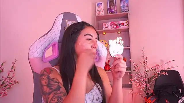 Snapshot of mavi_boo chatting on 02-09-26, 06:45 mavi boo online show from 02-09-26, 06:45