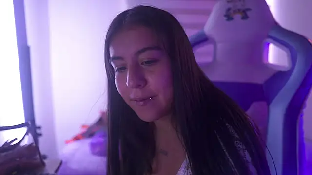 Snapshot of mavi_boo chatting on 02-20-26, 07:58 mavi boo online show from 02-20-26, 07:58