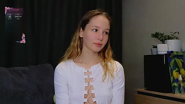 Snapshot of y0ur_sunshinee chatting on 02-24-26, 10:19 y0ur sunshinee online show from 02-24-26, 10:19