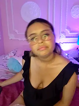 Snapshot of AngellVisen chatting on 02-05-26, 07:51 AngellVisen online show from 02-05-26, 07:51