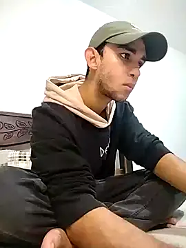 Snapshot of UmamiPorcus chatting on 02-23-26, 01:41 UmamiPorcus online show from 02-23-26, 01:41