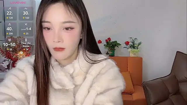 Snapshot of Lisa-295188 chatting on 02-19-26, 05:47 Lisa-295188 online show from 02-19-26, 05:47