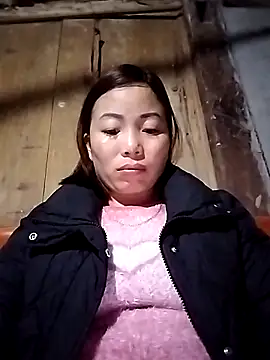 Snapshot of Ella-aa chatting on 02-04-26, 12:55 Ella-aa online show from 02-04-26, 12:55