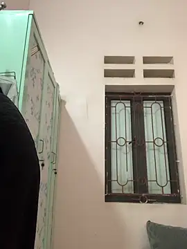 Snapshot of YANINA120 chatting on 02-01-26, 01:31 YANINA120 online show from 02-01-26, 01:31