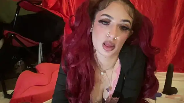 Snapshot of heluvsbabii chatting on 02-15-26, 06:10 heluvsbabii online show from 02-15-26, 06:10