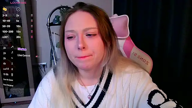 Emiliaaah online show from 02-17-26, 08:15