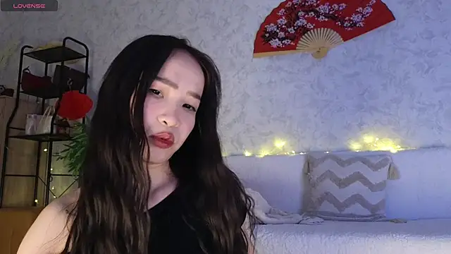 saya li11 online show from 02-19-26, 04:14