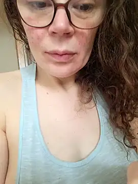 Snapshot of Isa363636 chatting on 02-03-26, 08:52 Isa363636 online show from 02-03-26, 08:52