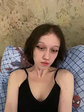 Snapshot of AliceVane chatting on 02-19-26, 08:43 AliceVane online show from 02-19-26, 08:43