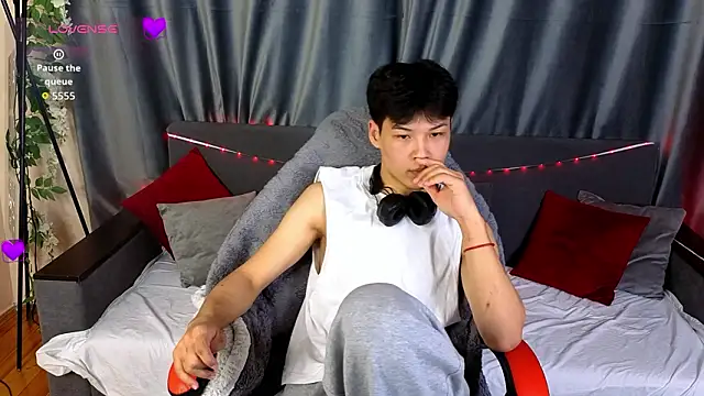 XanneLL online show from 02-28-26, 07:37