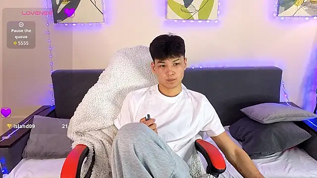 XanneLL online show from 03-05-26, 07:21