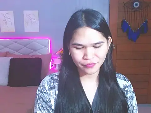 Snapshot of alianabrooks chatting on 02-01-26, 12:26 alianabrooks online show from 02-01-26, 12:26