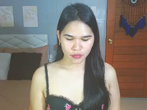 Snapshot of alianabrooks chatting on 02-09-26, 04:05 alianabrooks online show from 02-09-26, 04:05