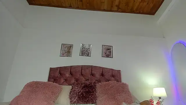 Snapshot of luna_velveth chatting on 02-02-26, 01:04 luna velveth online show from 02-02-26, 01:04