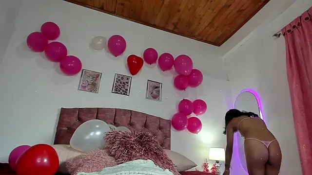 Snapshot of luna_velveth chatting on 02-13-26, 01:12 luna velveth online show from 02-13-26, 01:12