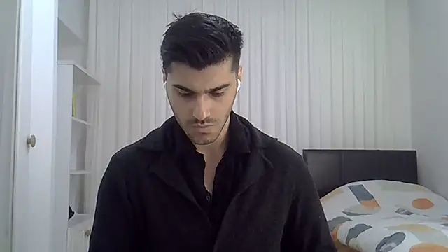 Snapshot of ciceroable chatting on 02-15-26, 10:06 ciceroable online show from 02-15-26, 10:06